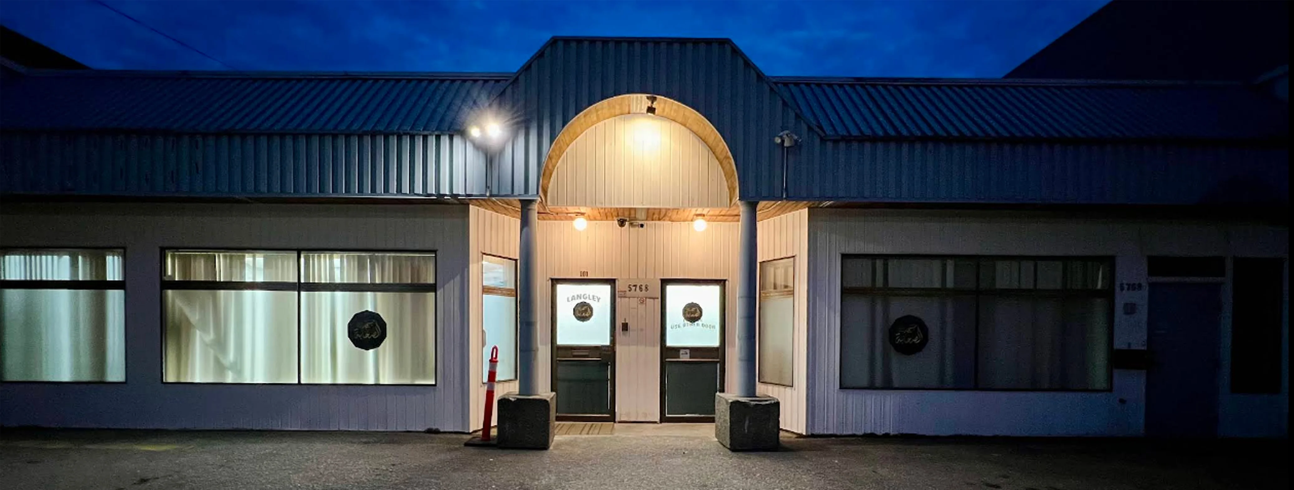 Exterior view of Masjid Alsahaba Langley building